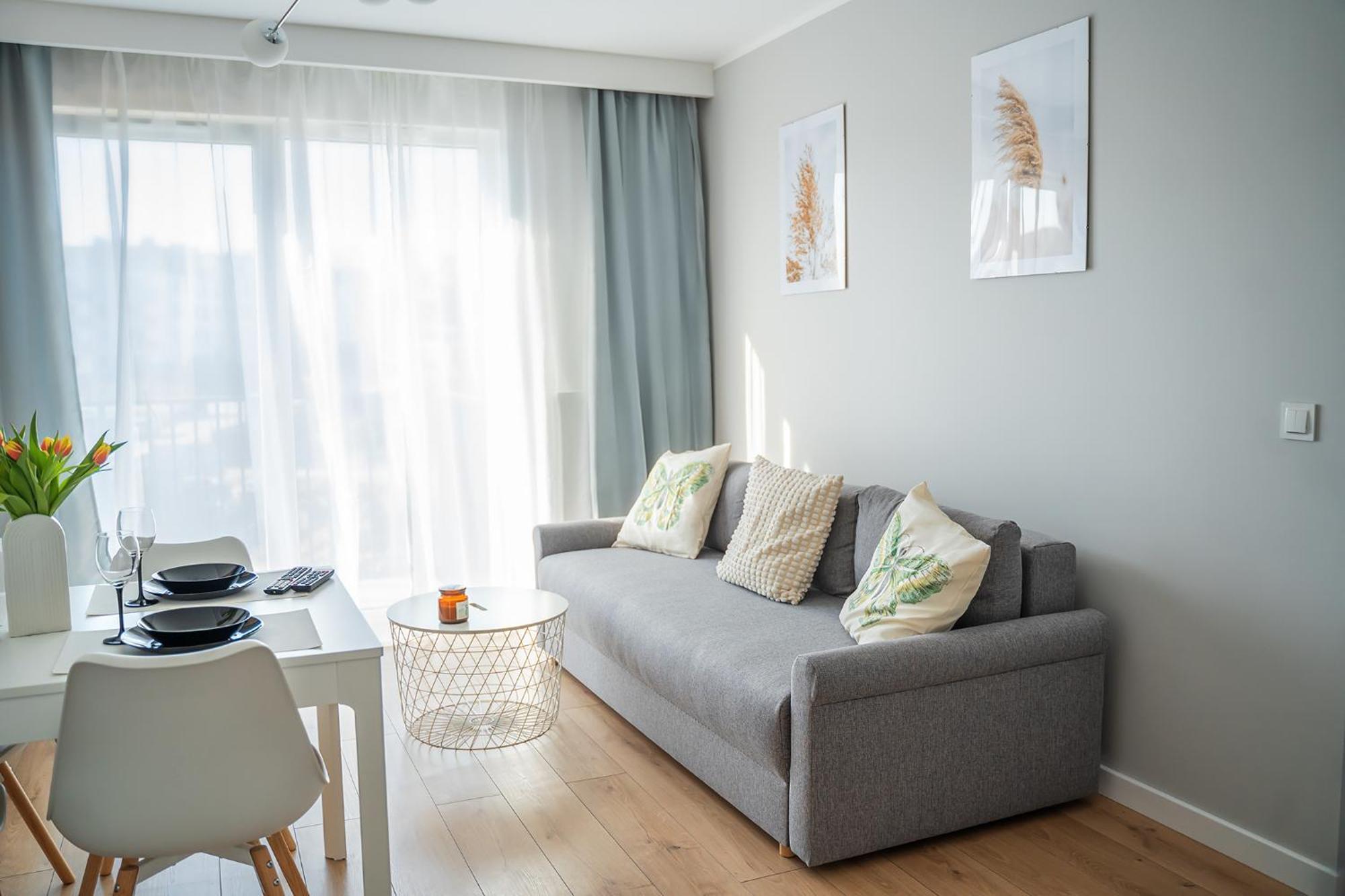 Apartamenty Deluxe กดัญสก์ ภายนอก รูปภาพ