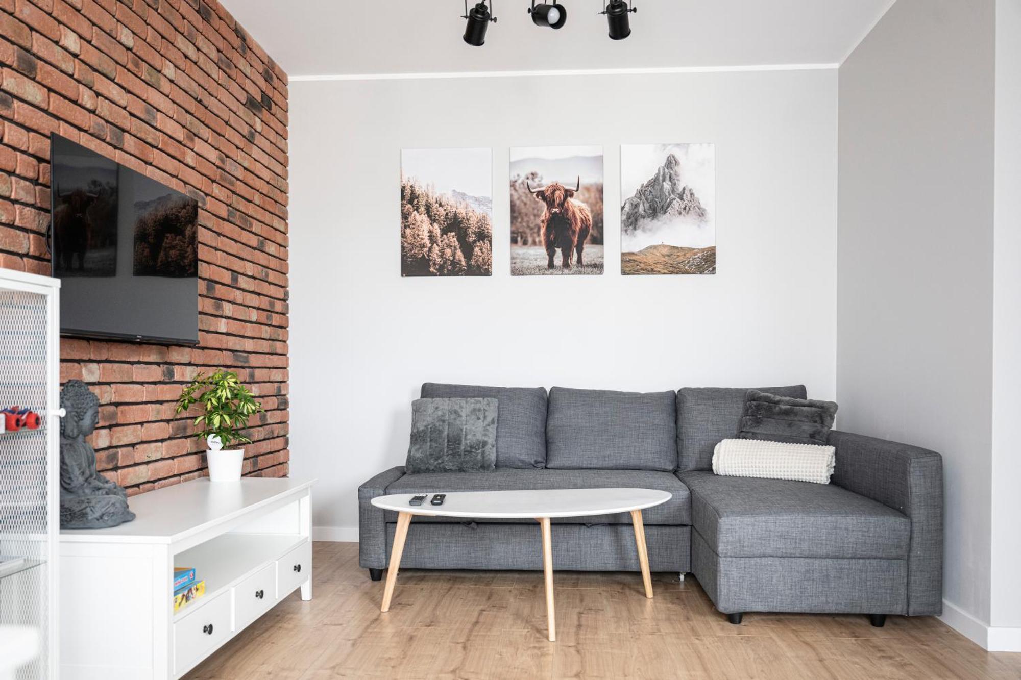 Apartamenty Deluxe กดัญสก์ ภายนอก รูปภาพ