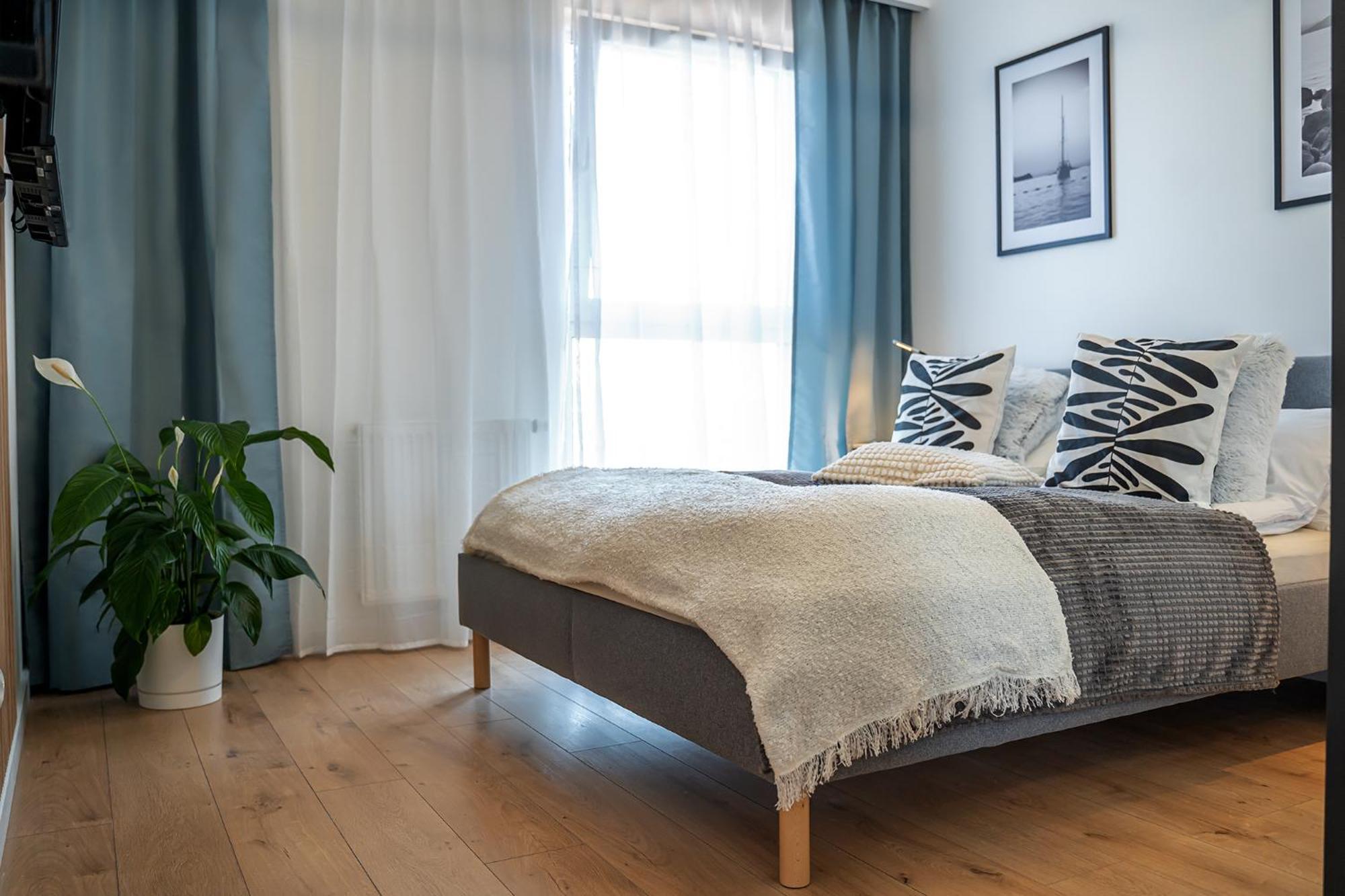 Apartamenty Deluxe กดัญสก์ ภายนอก รูปภาพ