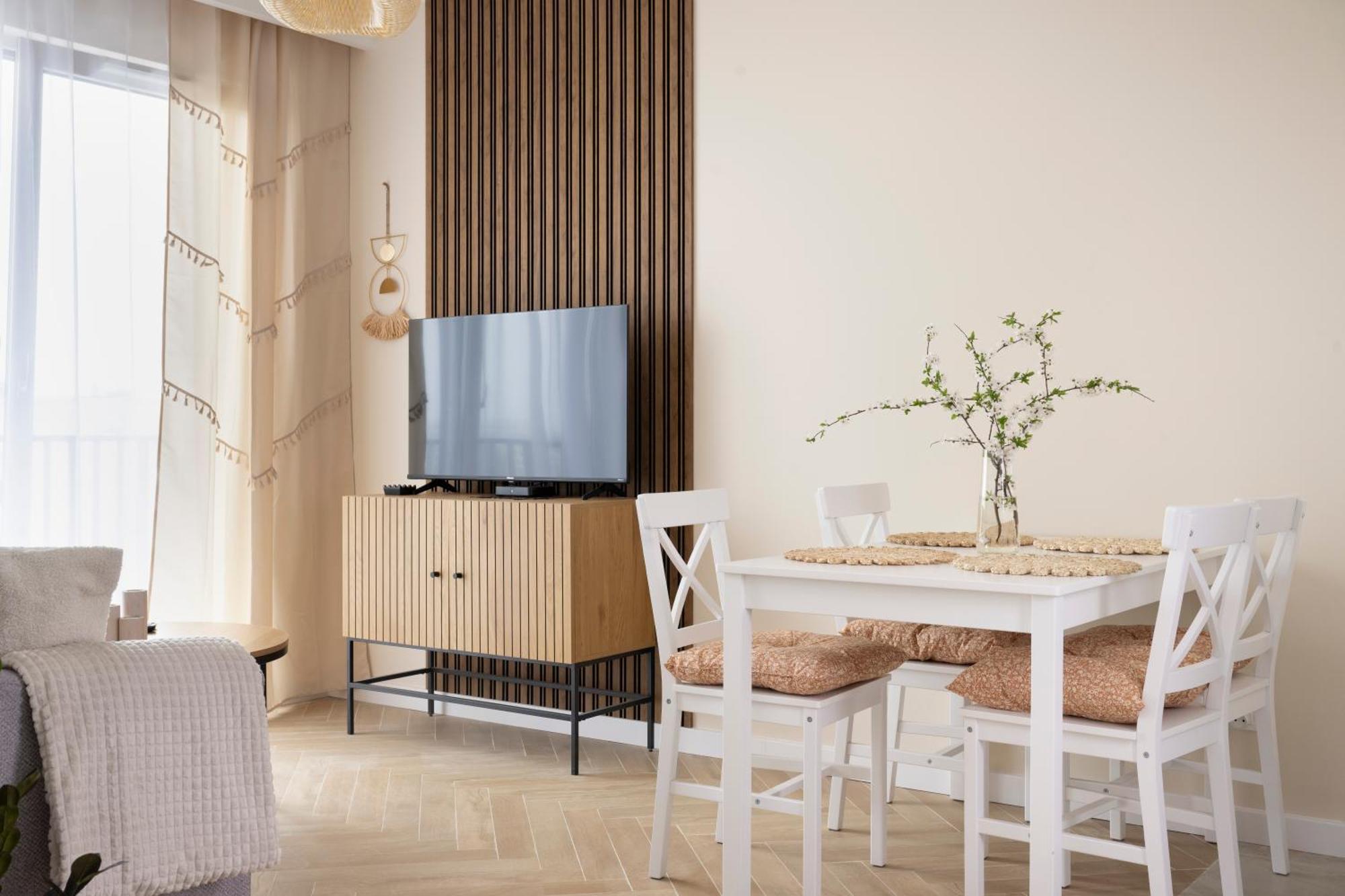 Apartamenty Deluxe กดัญสก์ ภายนอก รูปภาพ