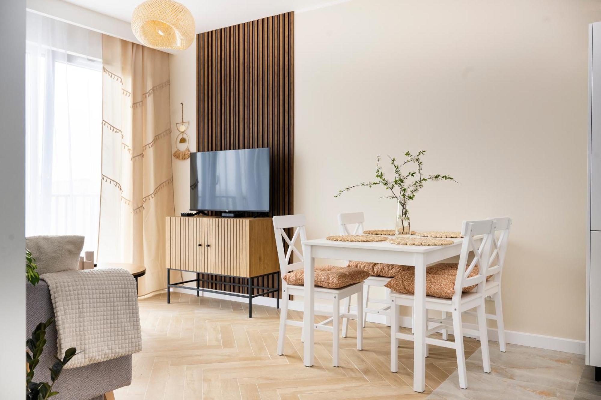 Apartamenty Deluxe กดัญสก์ ภายนอก รูปภาพ