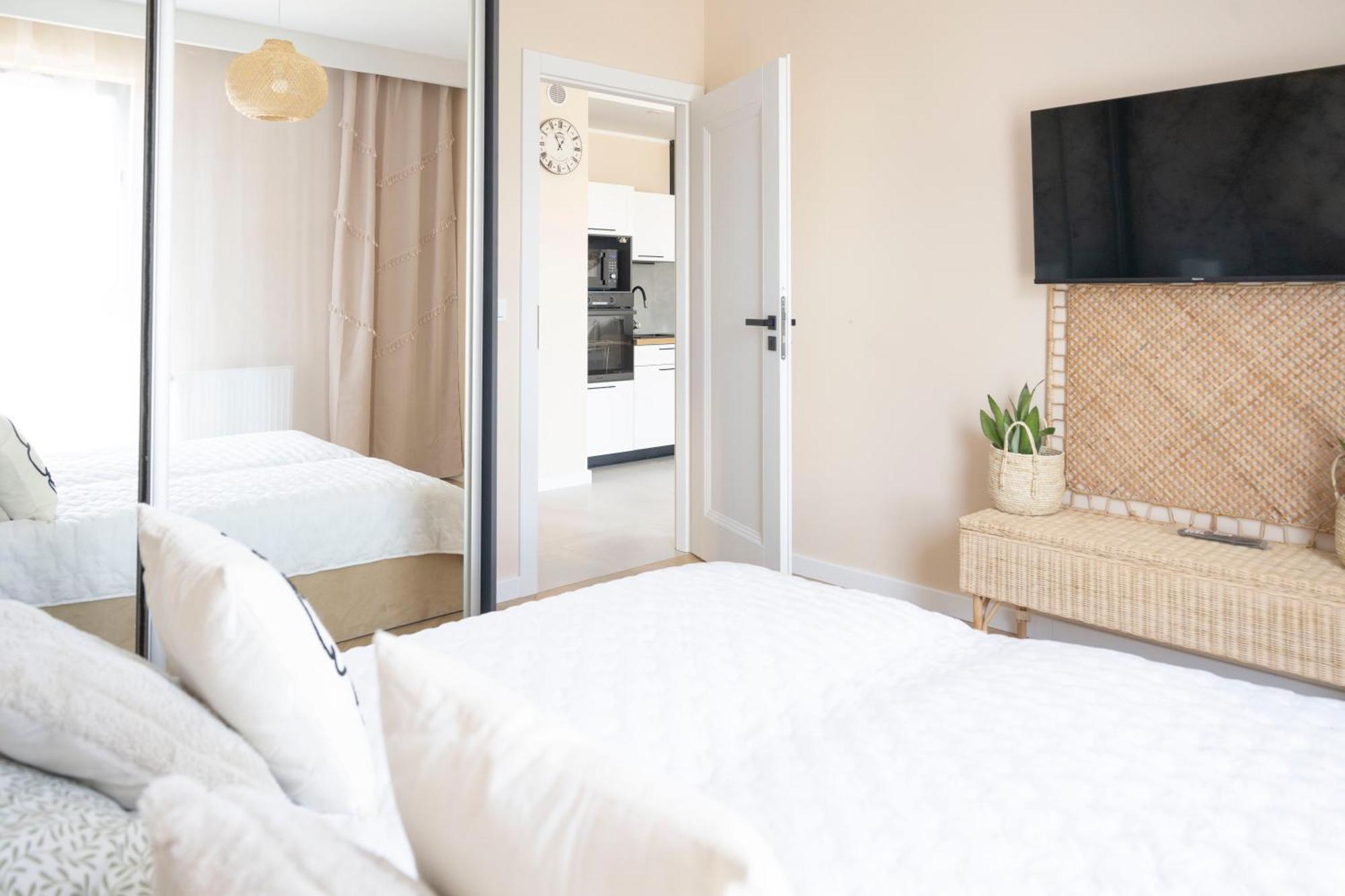 Apartamenty Deluxe กดัญสก์ ภายนอก รูปภาพ