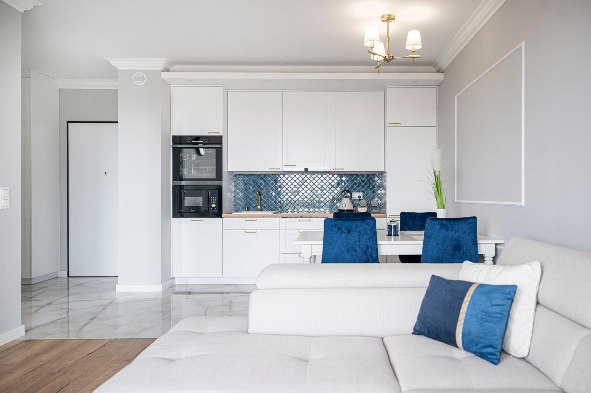 Apartamenty Deluxe กดัญสก์ ภายนอก รูปภาพ