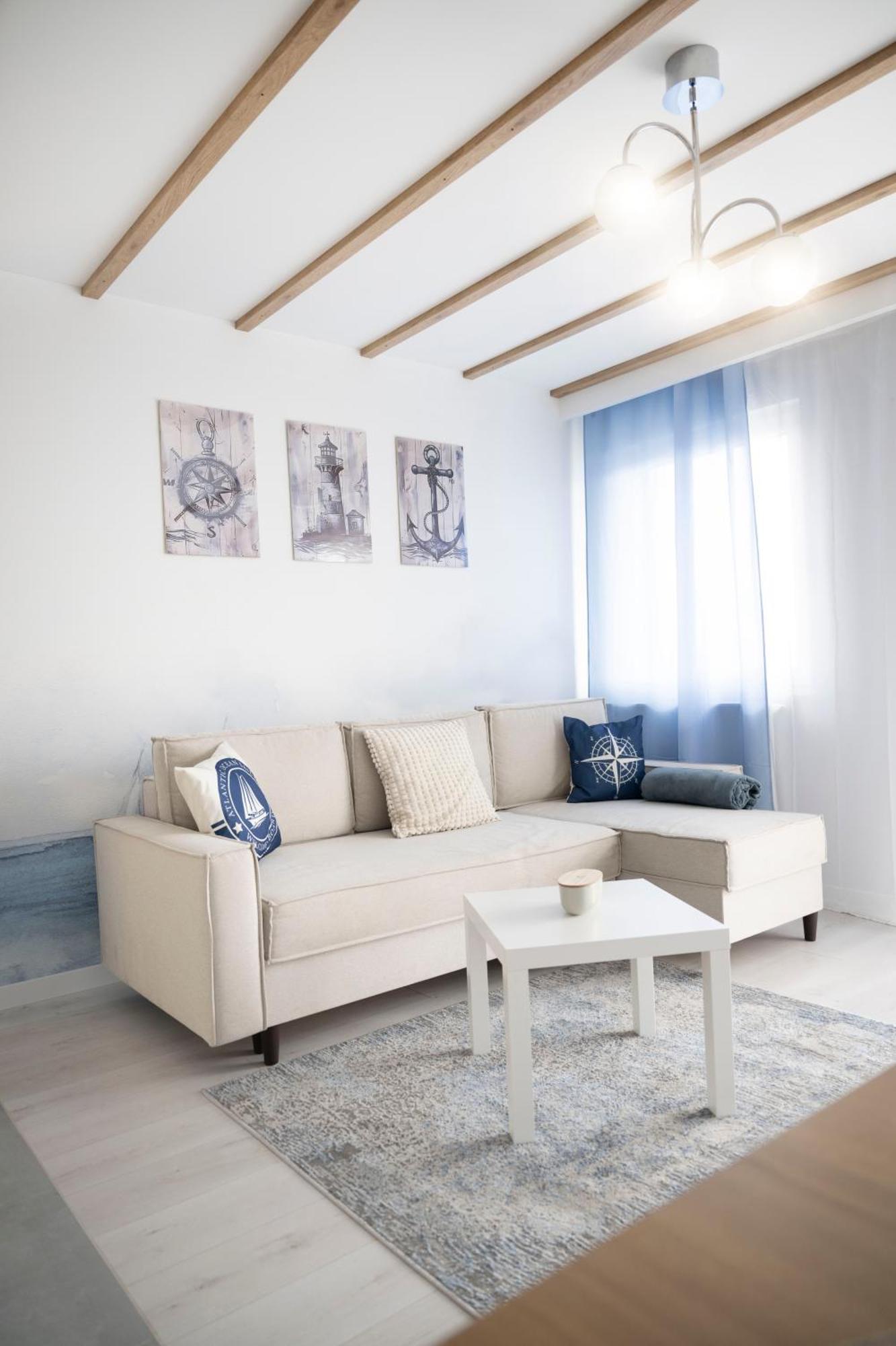 Apartamenty Deluxe กดัญสก์ ภายนอก รูปภาพ